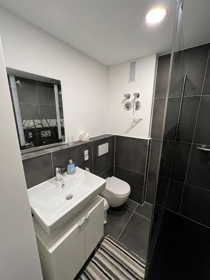 Modernes Appartement In Der Innenstadt Cologne Luaran gambar